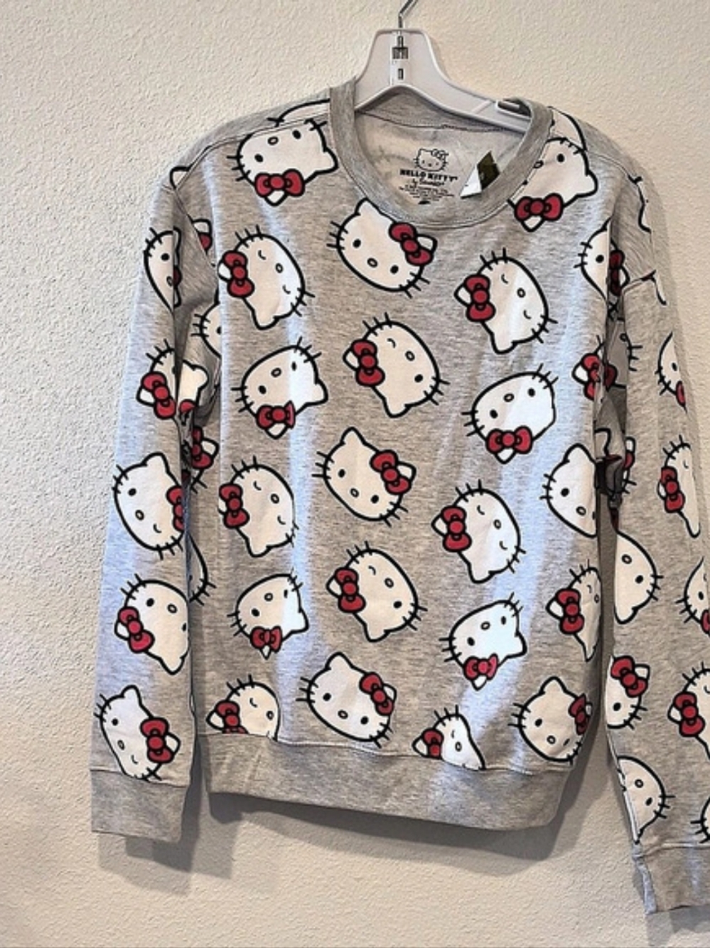 Hello Kitty by Sanrio Hello Kitty Graphic Sweatshirt Gray XS Like New